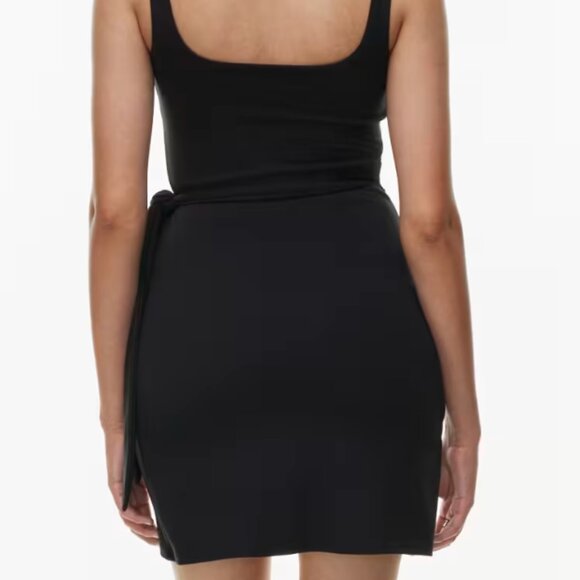 NWT - Aritzia - Wilfred - New Saturn Mini Dress - Black XS - Picture 4 of 8